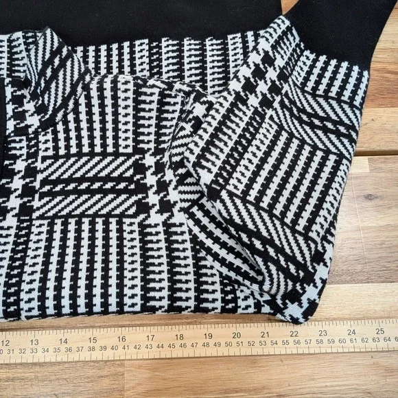 NWOT Jones New York Sweater Jacket XL Black White Houndstooth Zip Geometric - Picture 9 of 11